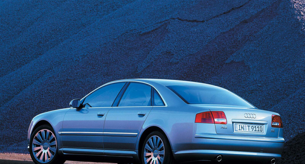 Audi_A8_04_1600.jpg