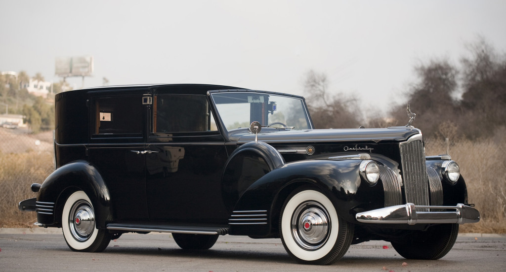 Packard 160 Panel Brougham by Rollston '1941.jpg