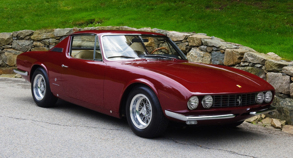 Ferrari 330 GT Coupe by Michelotti '1967.jpg