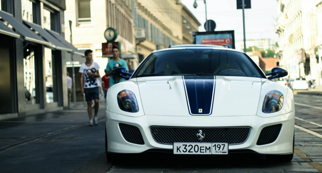 Ferrari auto 77