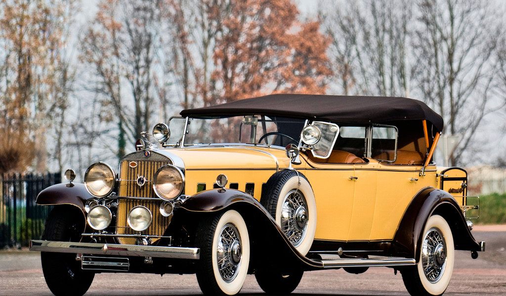 Cadillac V12 370-A All Weather Phaeton by Fleetwood '1931.jpg