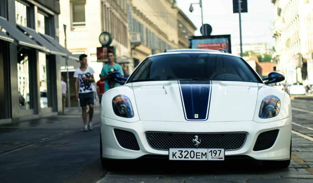 Ferrari auto 77