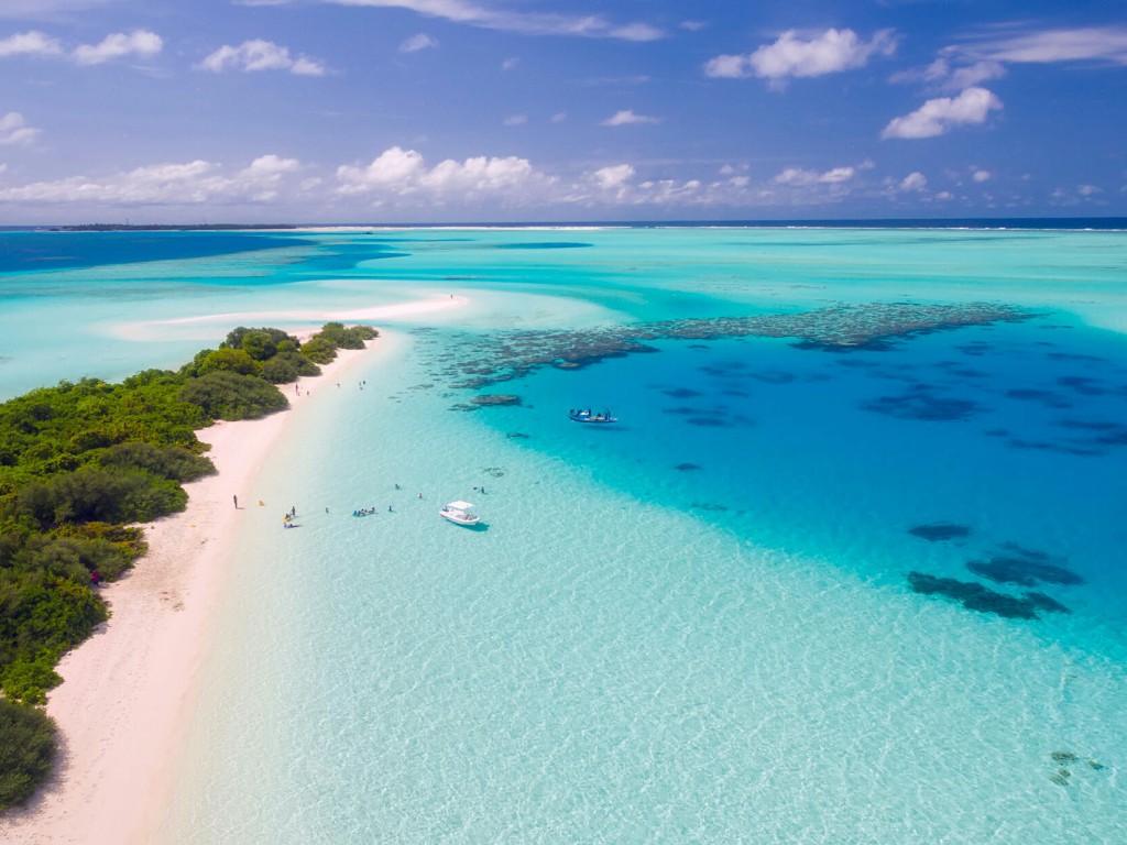 Malediwy, Tropiki