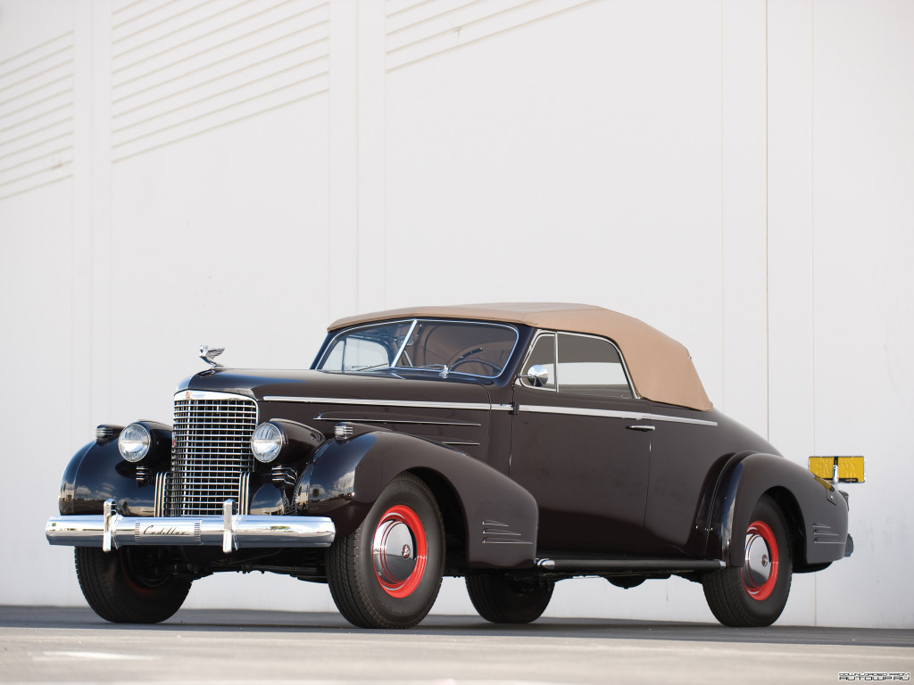 Cadillac V16 Series 90 Convertible Coupe '1938.jpg