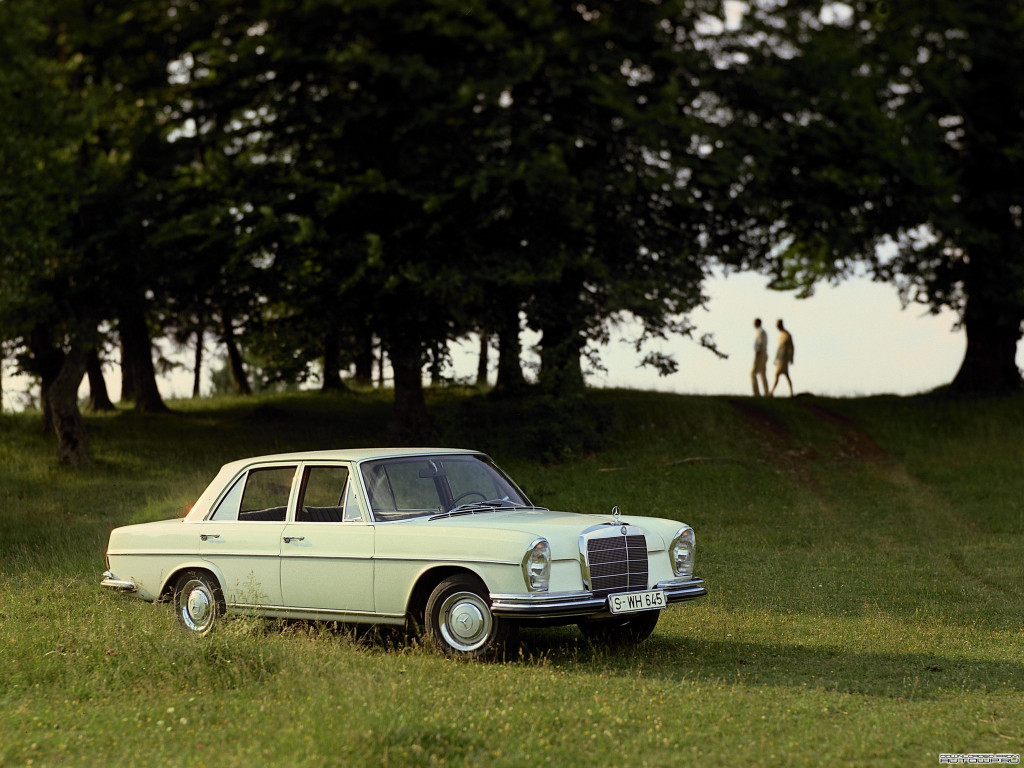 Mercedes-Benz S-Klasse (W111 112).jpg