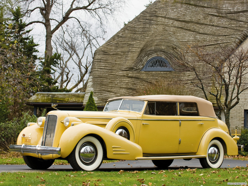 Cadillac V16 452-D Imperial Convertible Sedan '1935.jpg