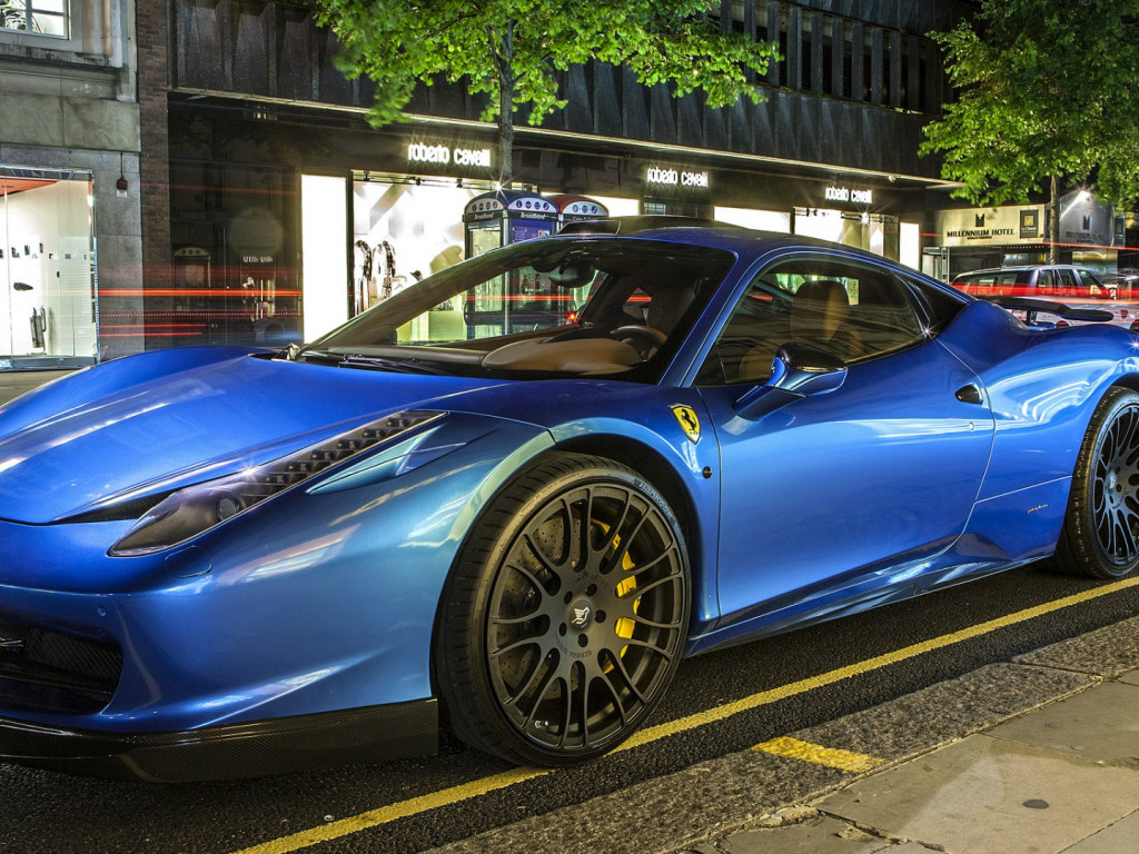 na pulpit ferrari 16