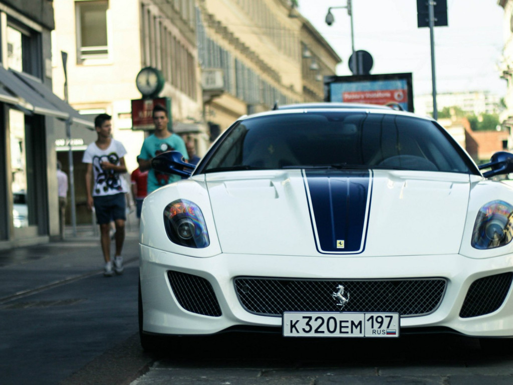 Ferrari auto 77