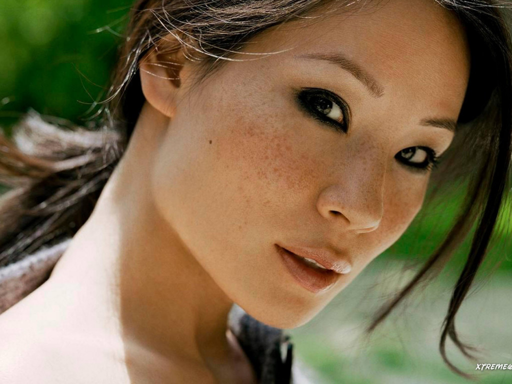 Lucy Liu