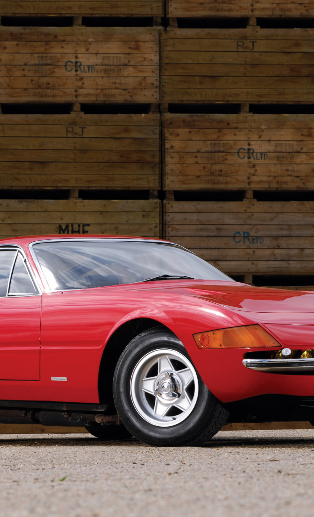 Ferrari 365 GTB 4 Daytona '1968–74.jpg