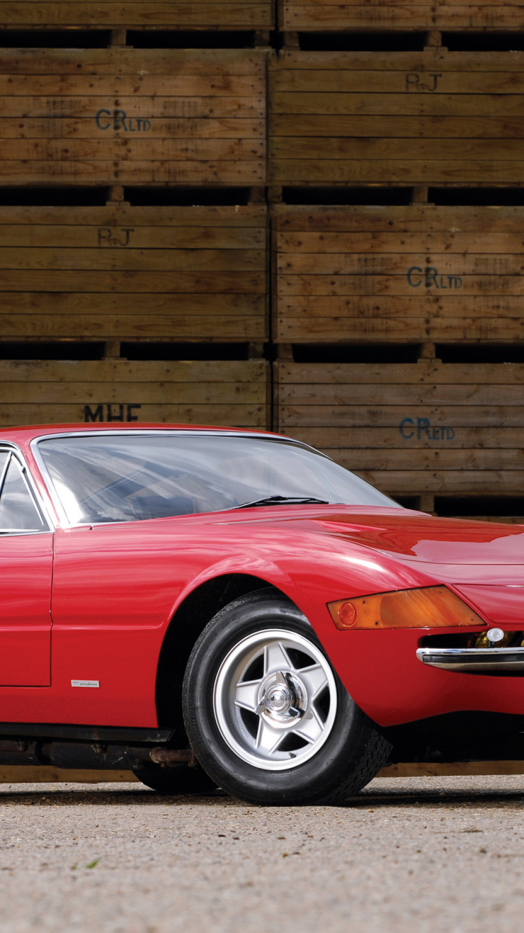 Ferrari 365 GTB 4 Daytona '1968–74.jpg