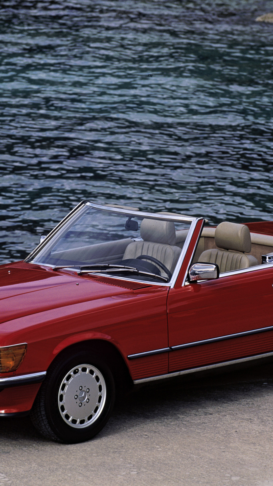 Mercedes-Benz SL-Klasse (R107) '1971–89.jpg