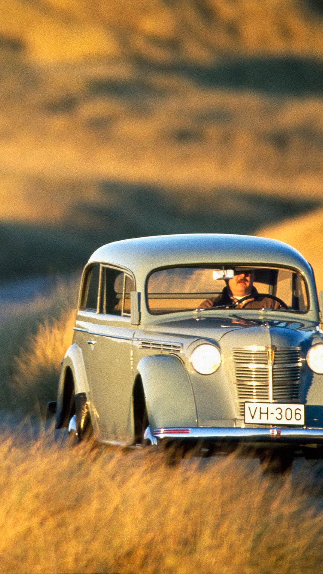 Opel Kadett 2-door Limousine (K38) '1937–40.jpg