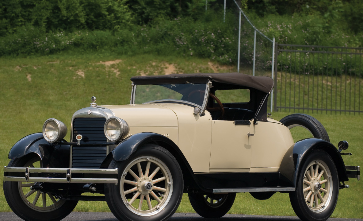 Locomobile 48 Sportif '1925 1.jpg