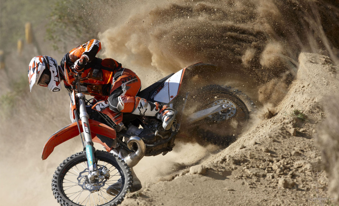 KTM_250_EXC_2010_08_1440x900.jpg