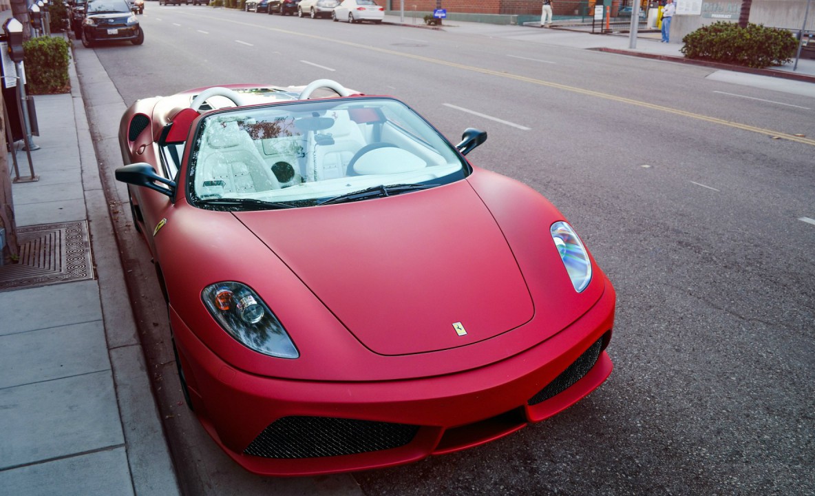 na pulpit ferrari 4