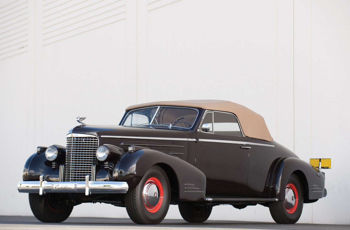 Cadillac V16 Series 90 Convertible Coupe '1938.jpg