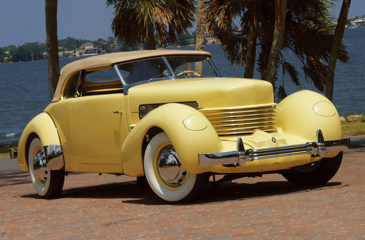 Cord 812 SC Phaeton '1937.jpg