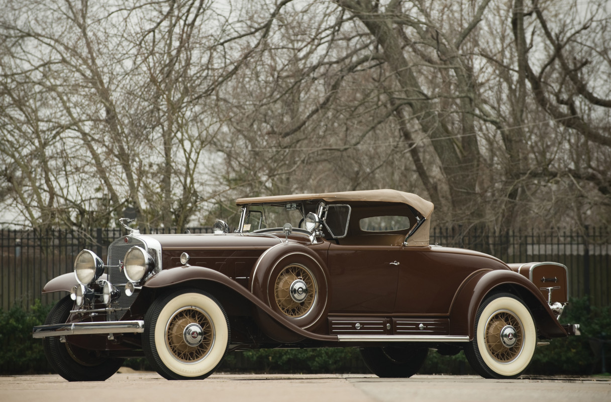 Cadillac V16 452 452-A Roadster by Fleetwood '1930–31.jpg