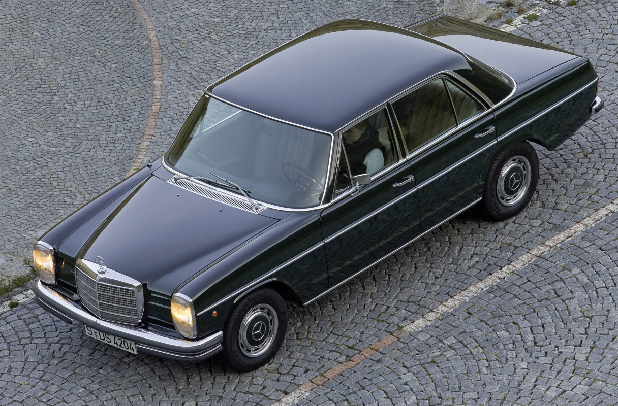 Mercedes-Benz E-Klasse (W114115) '1967–76.jpg