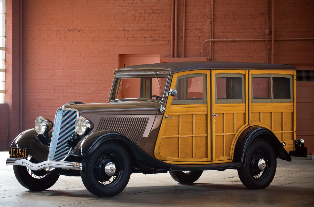 Ford V8 Station Wagon '1933.jpg