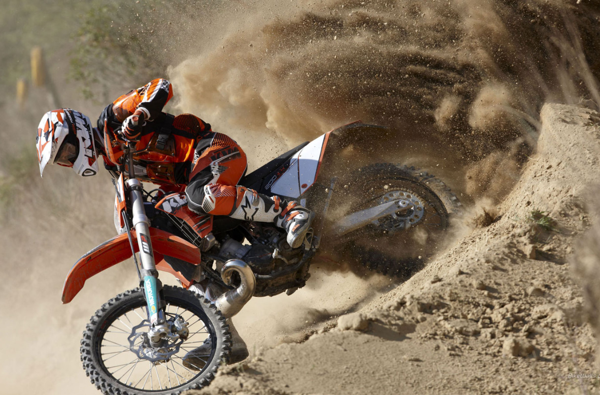 KTM_250_EXC_2010_08_1440x900.jpg