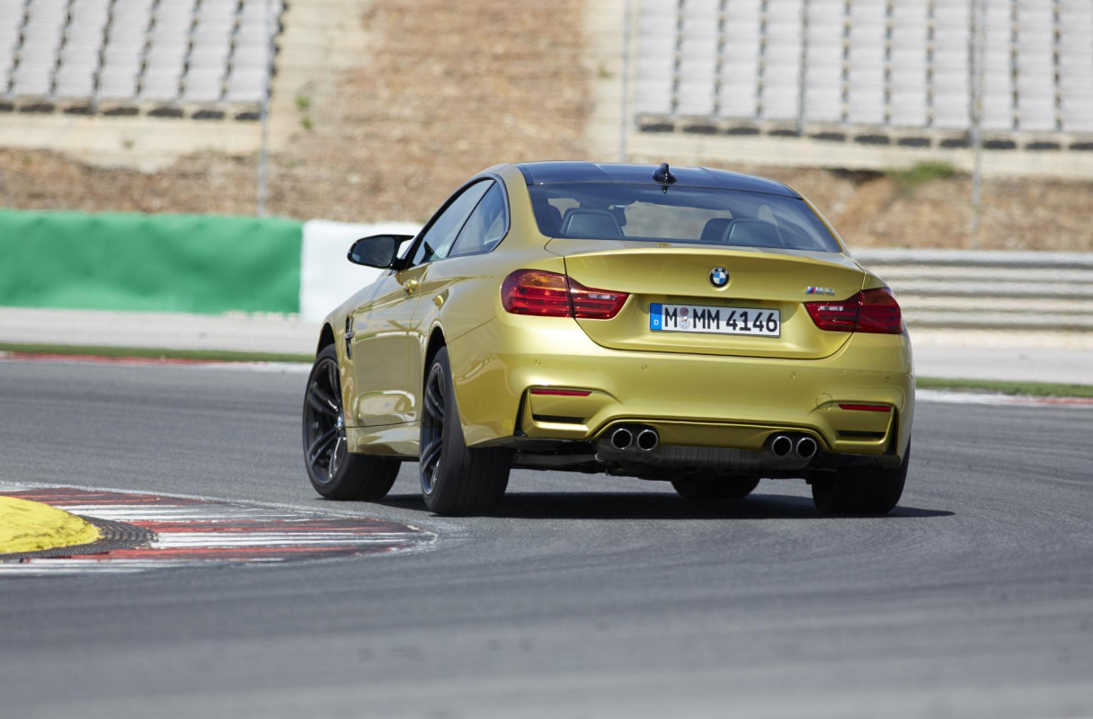 BMW M4 Coupe 2015 28