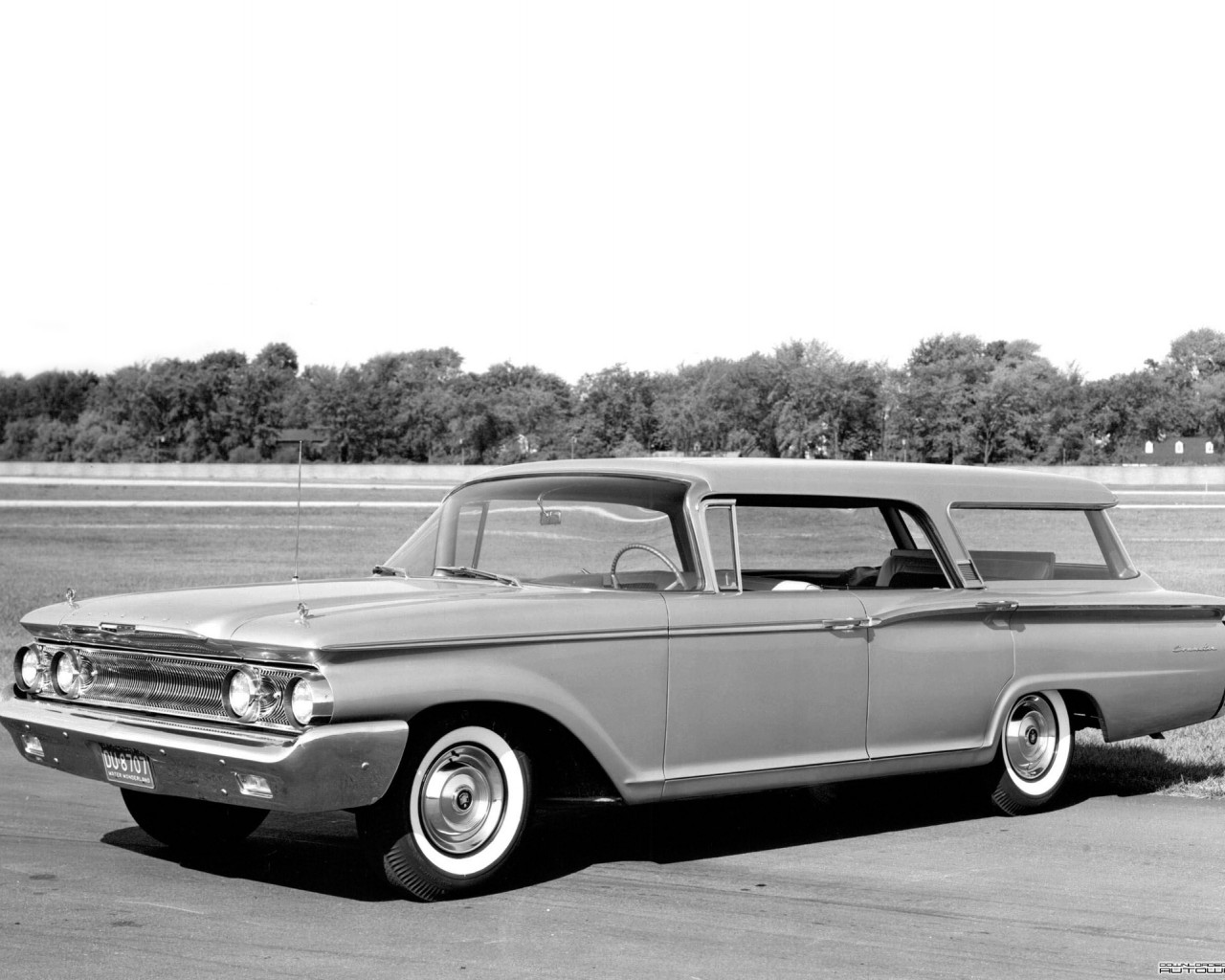 Mercury Commuter Country Cruiser '1960.jpg