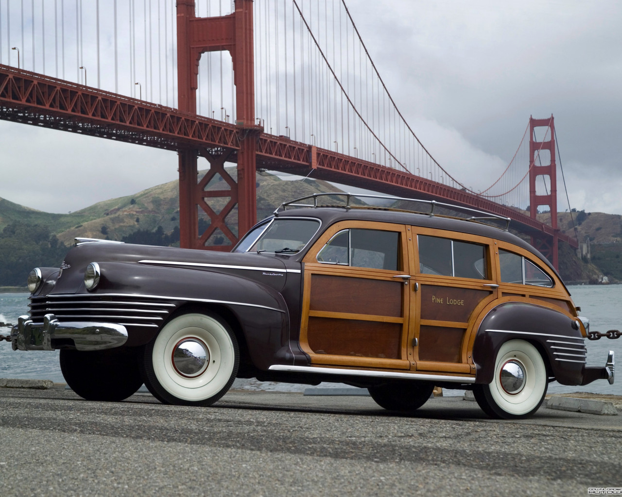 Chrysler Town&Country '1942.jpg