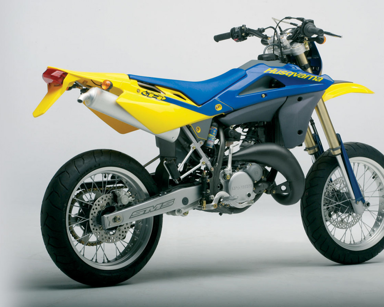 Husqvarna_SM125s_2006_10_1440x900.jpg