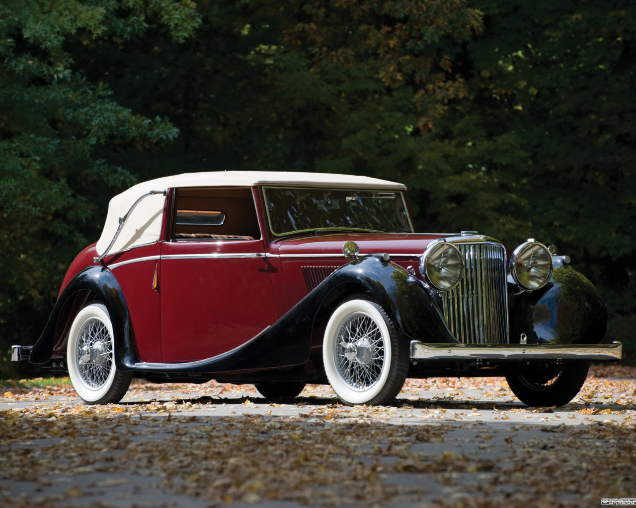 Jaguar MKIV Drophead Coupe '1948.jpg