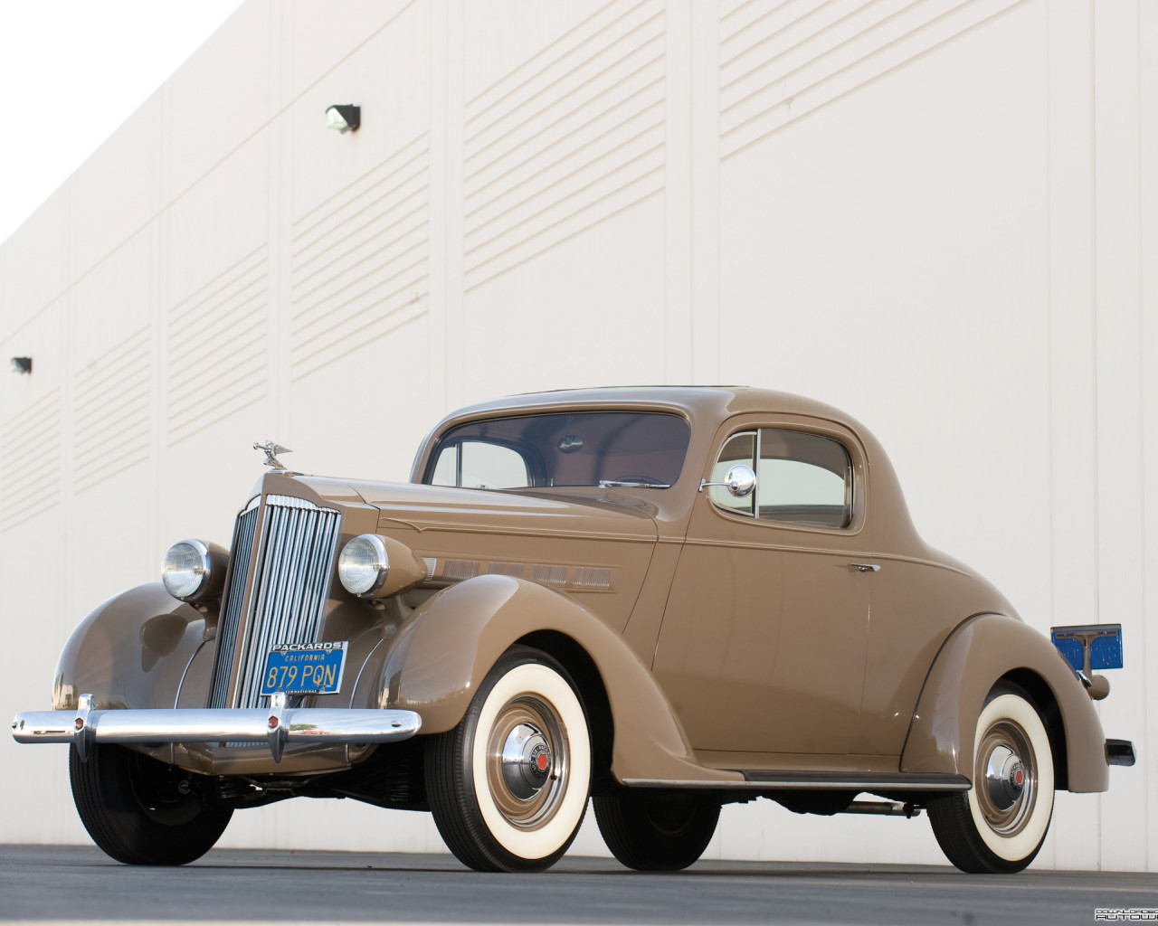 Packard Six Coupe '1937.jpg