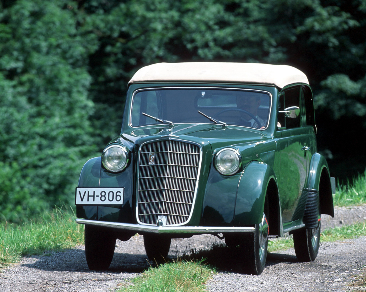 Opel Olympia Cabrio Limousine '1935–37.jpg