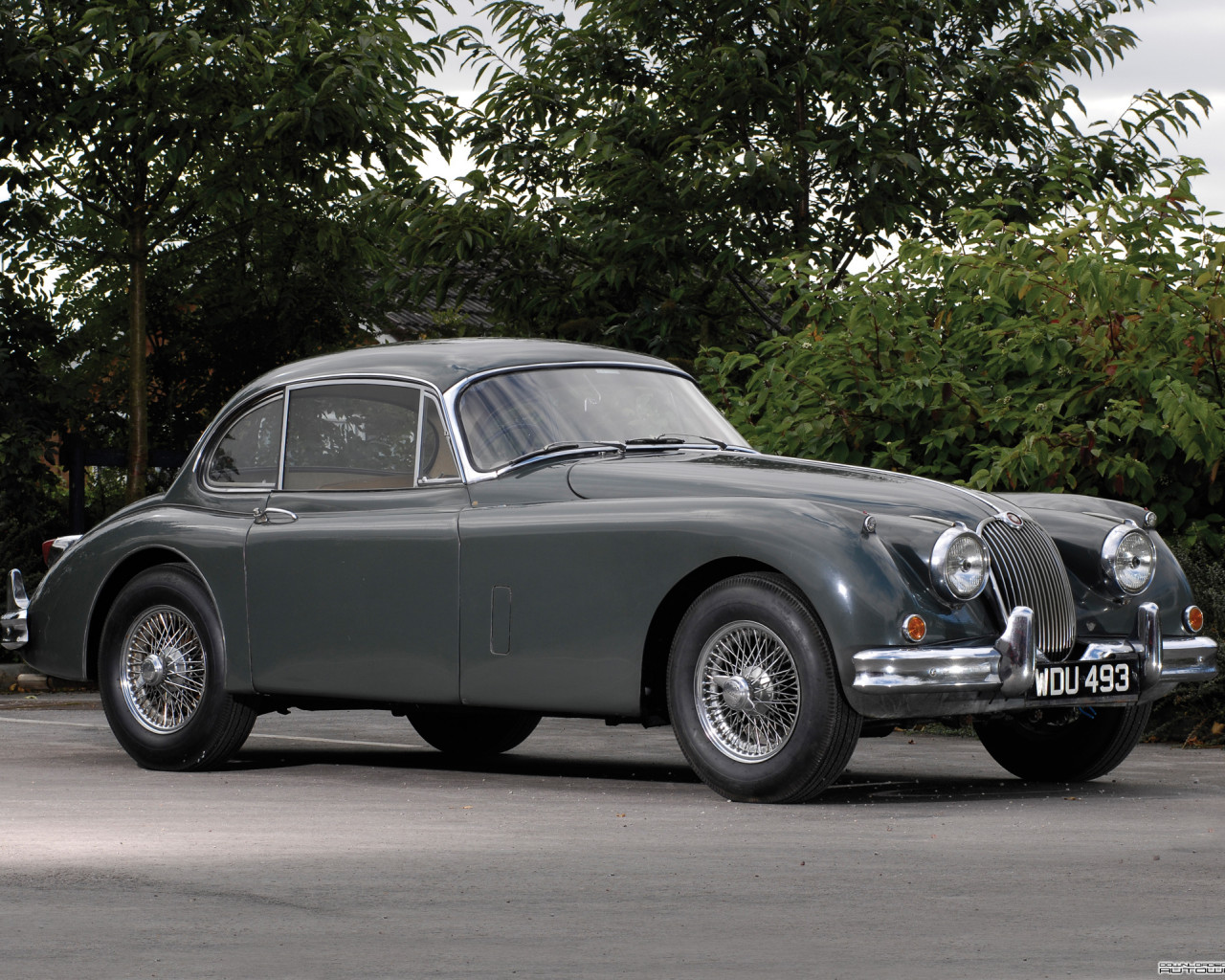 Jaguar XK150 Fixed Head Coupe '1958–61.jpg