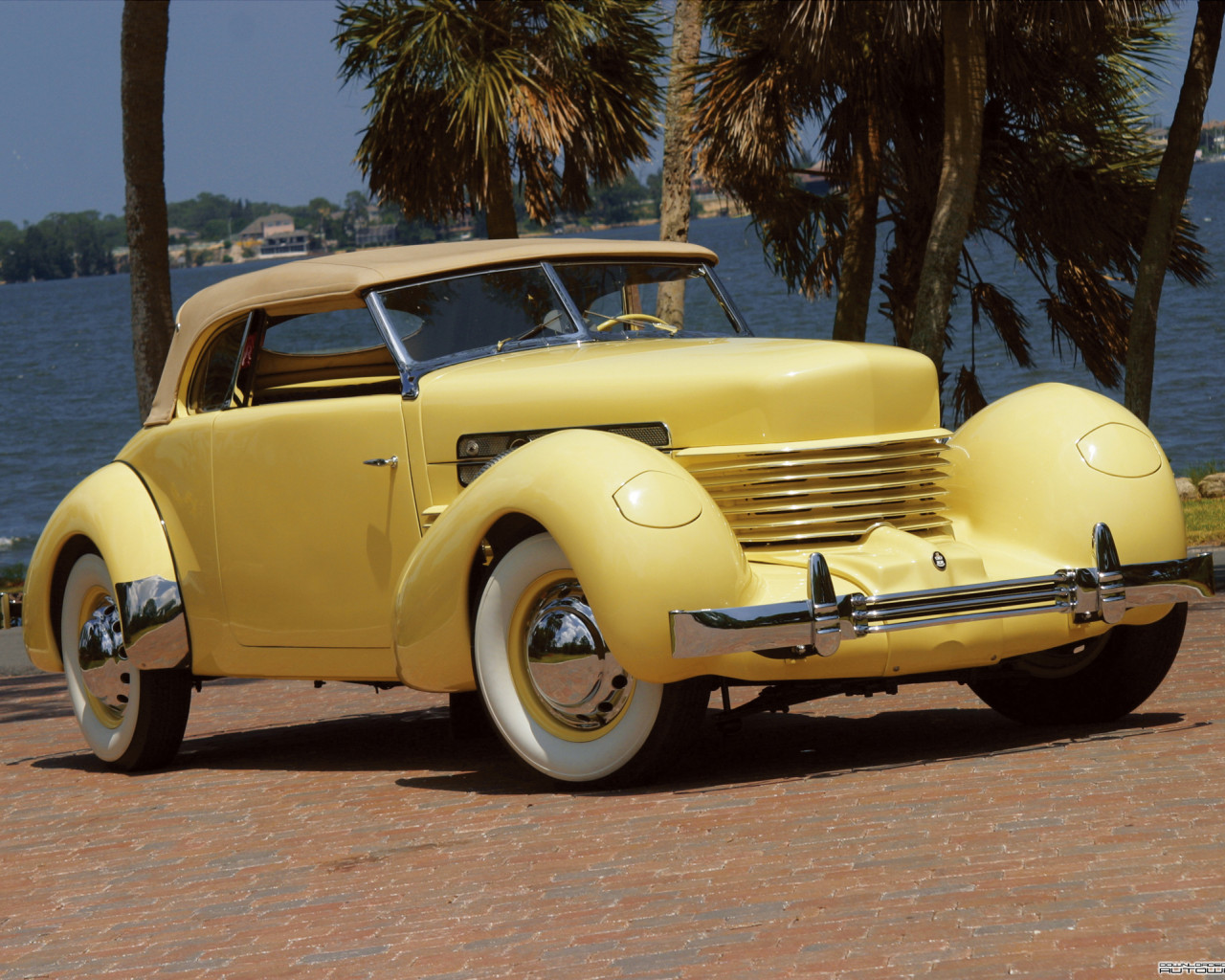 Cord 812 SC Phaeton '1937.jpg