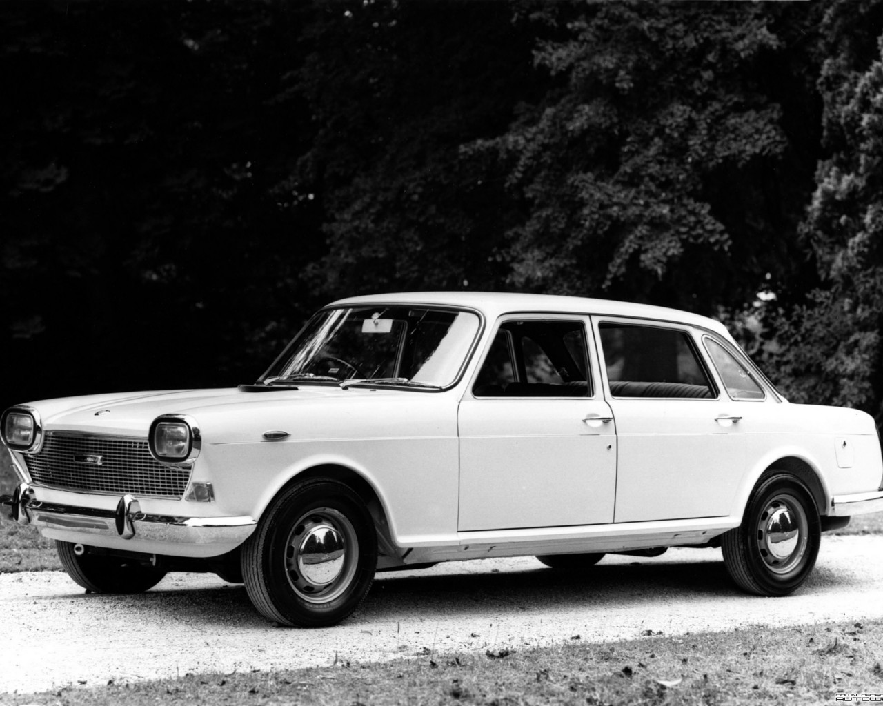 Austin 3 Litre (ADO61) '1968–71.jpg