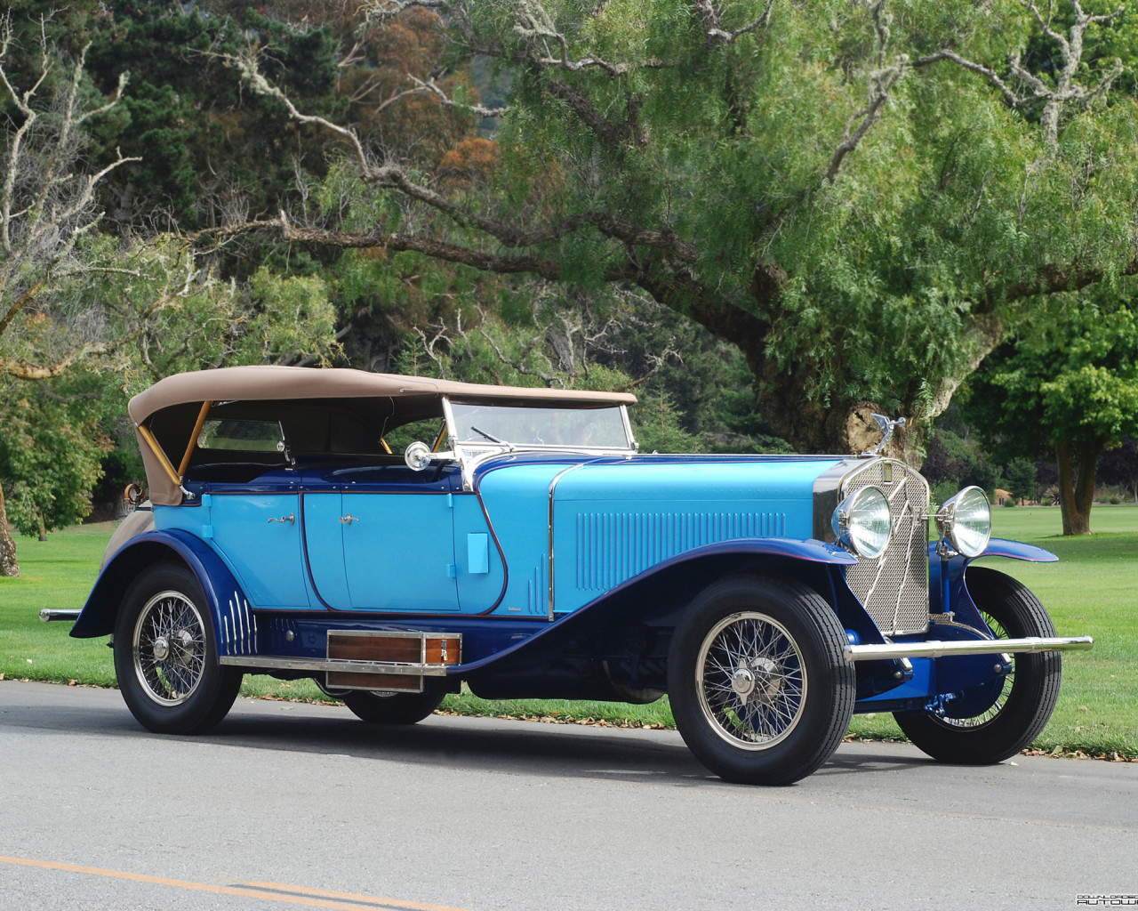 Isotta-Fraschini Tipo 8A SS Dual Cowl Phaeton by LeBaron '1927.jpg