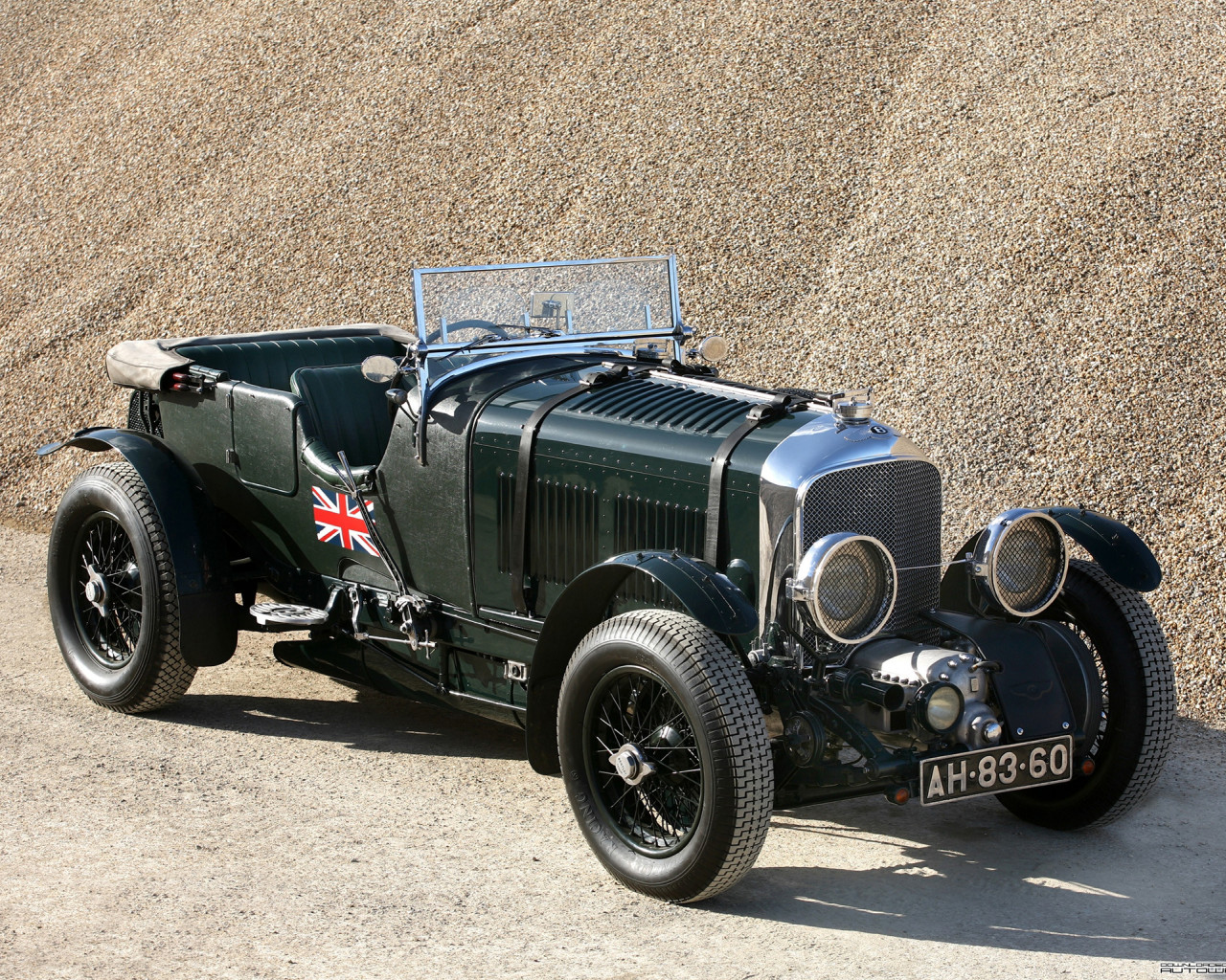 Bentley 4 1 2 Litre Vanden Plas Open Tourer '1929–30.jpg