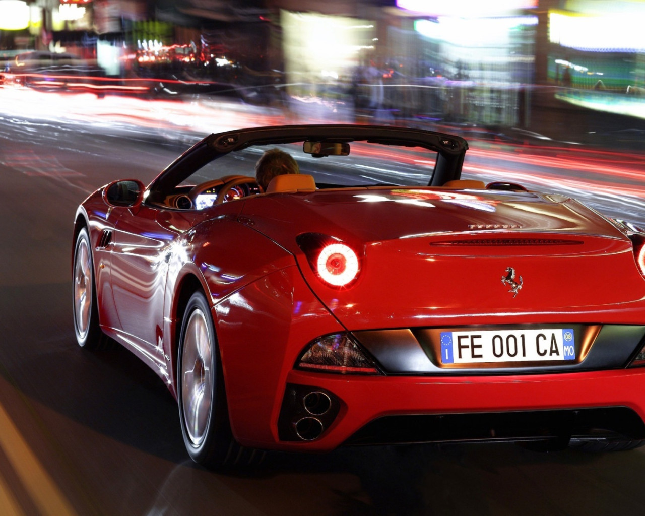 ferrari-california711.jpg