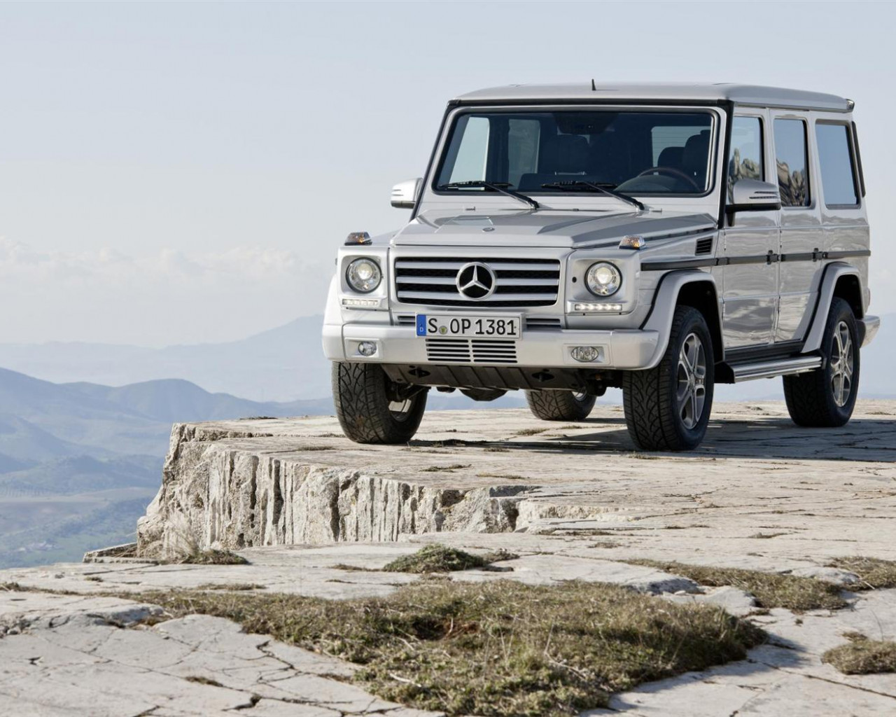 Mercedes Benz G, B Class AMG 37