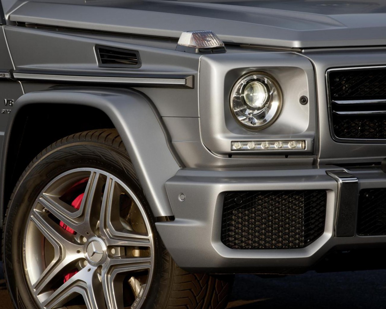 Mercedes Benz G, B Class AMG 12