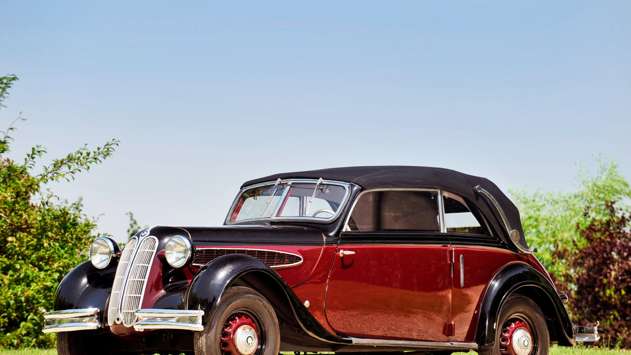 BMW 326 Cabriolet by Gläser '1936–41.jpg