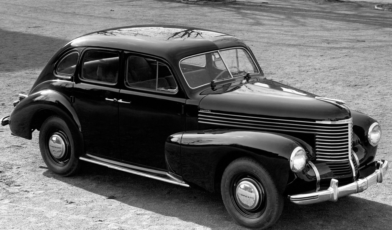 Opel Kapitan '1948–50.jpg