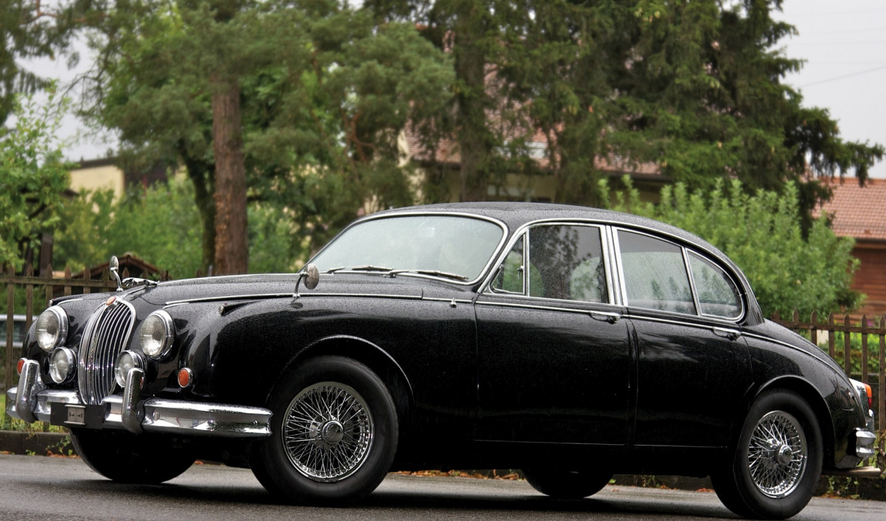 Jaguar Mark 2 '1959–67.jpg