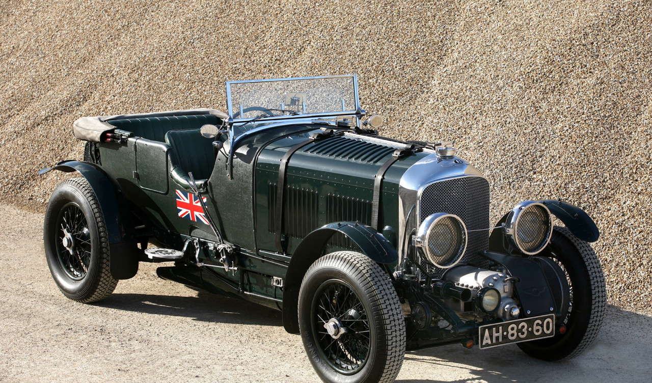 Bentley 4 1 2 Litre Vanden Plas Open Tourer '1929–30.jpg