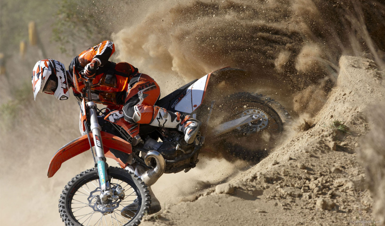 KTM_250_EXC_2010_08_1440x900.jpg