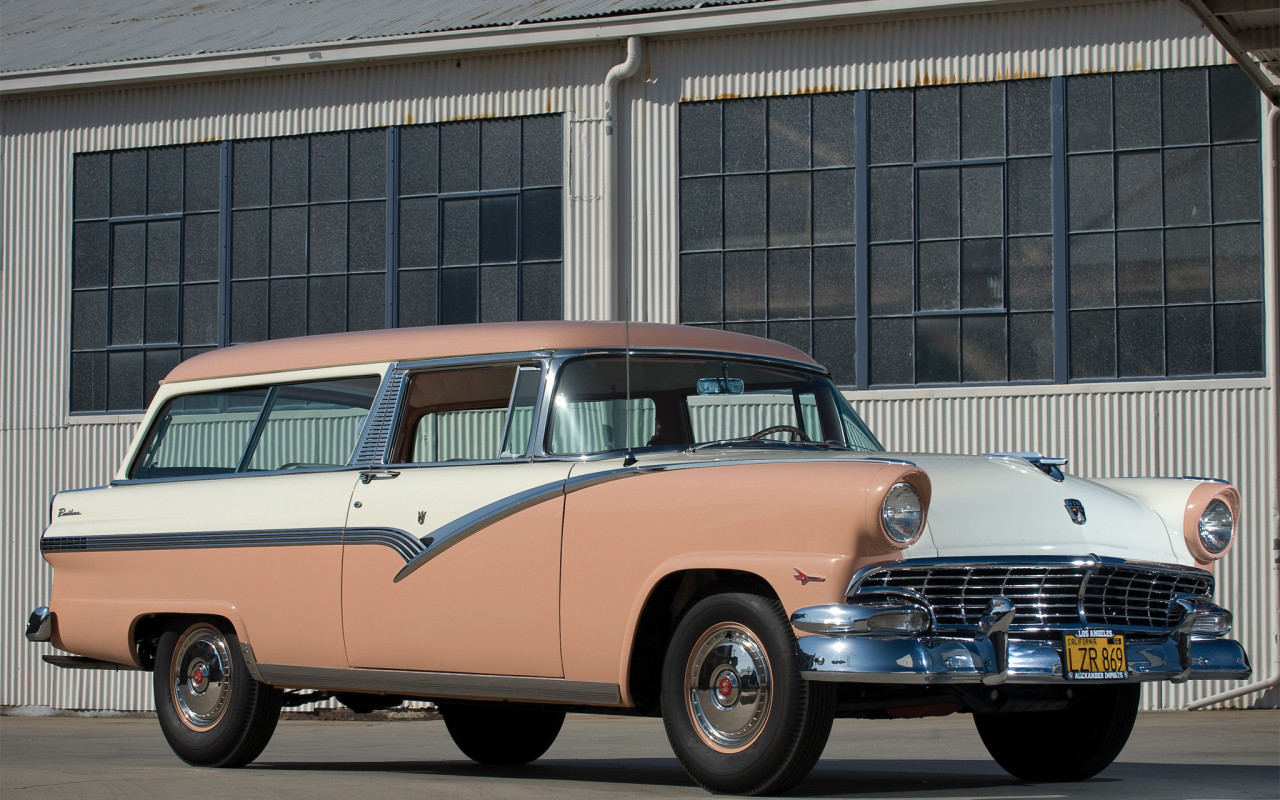 Ford Parklane Station Wagon '1956.jpg