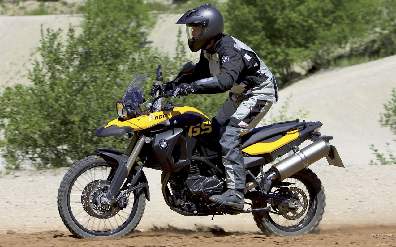 BMW_F650GS__2008_06_1440x900.jpg