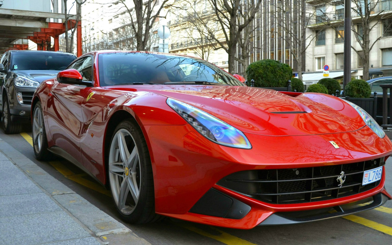 Ferrari auto 129