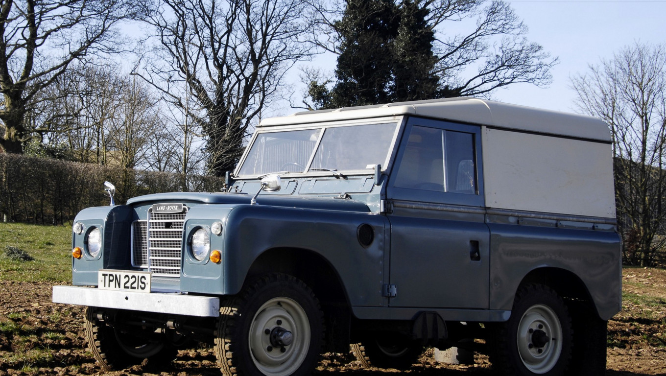 Land Rover Series III SWB Van '1971–85.jpg